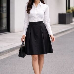 Black Pleated Skirt Sz 2 Knee Length Satin-Feel Minimalist Flowy Classic